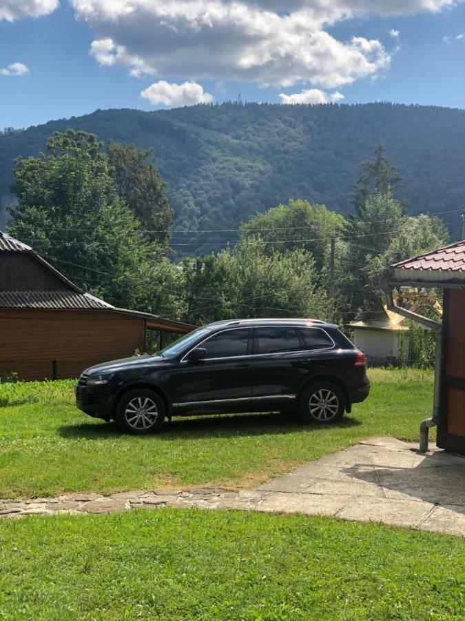 Котедж На Довбуша Yaremche Bagian luar foto