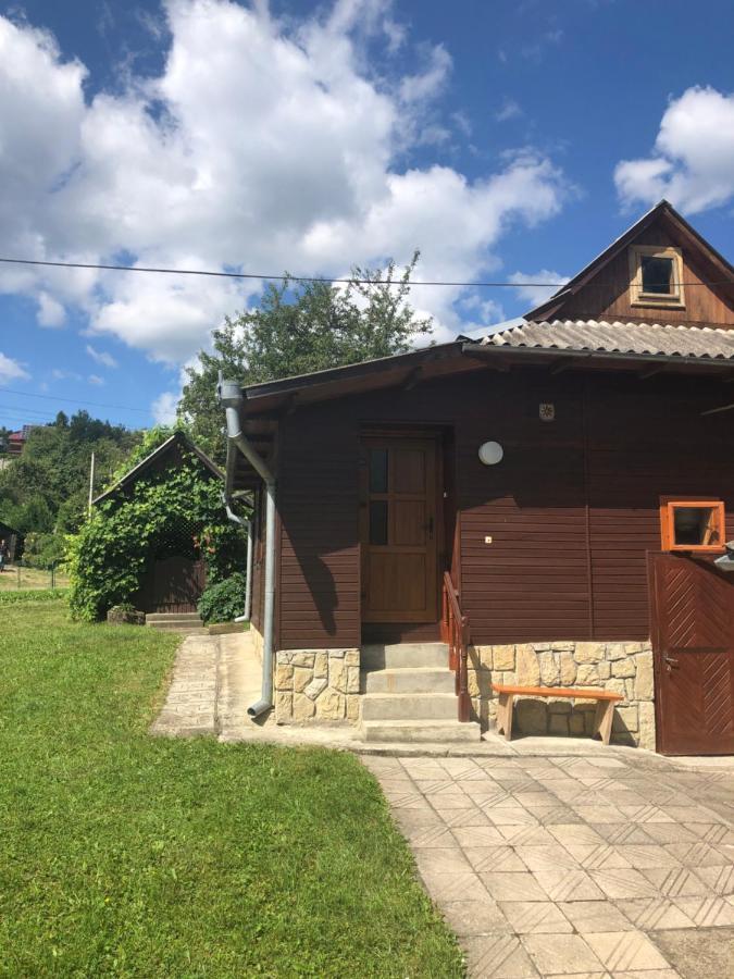 Котедж На Довбуша Yaremche Bagian luar foto